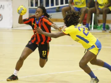 DM_petro_1o-de_agosto_andebol60-1140×570